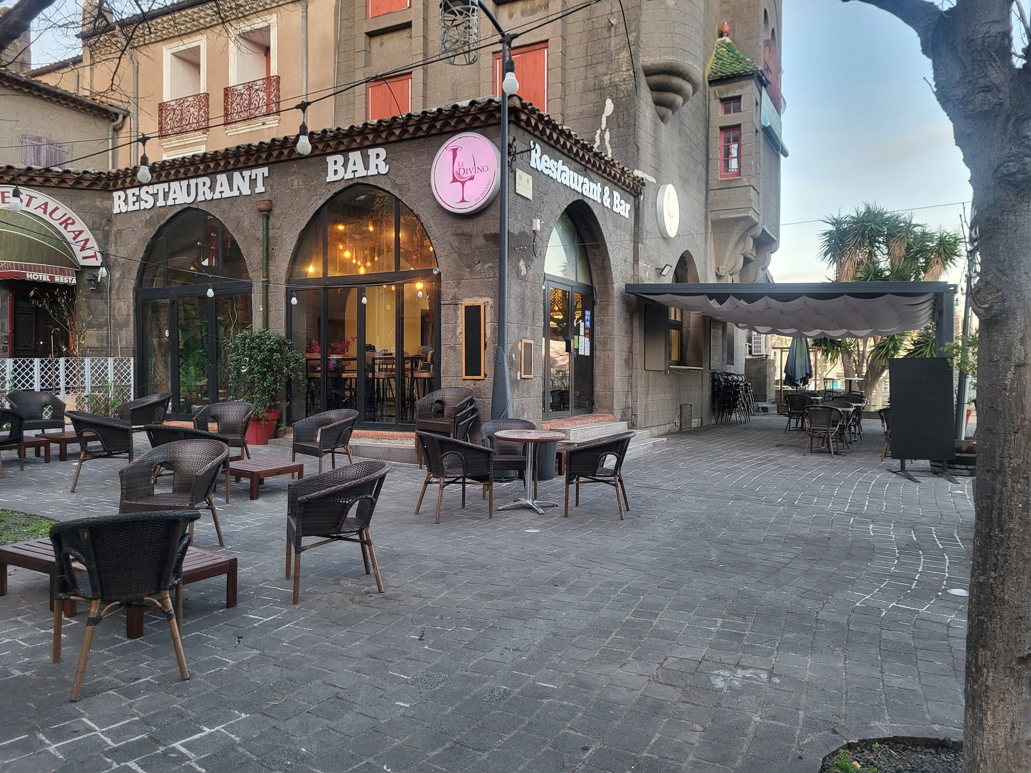 Le Divino en soirée