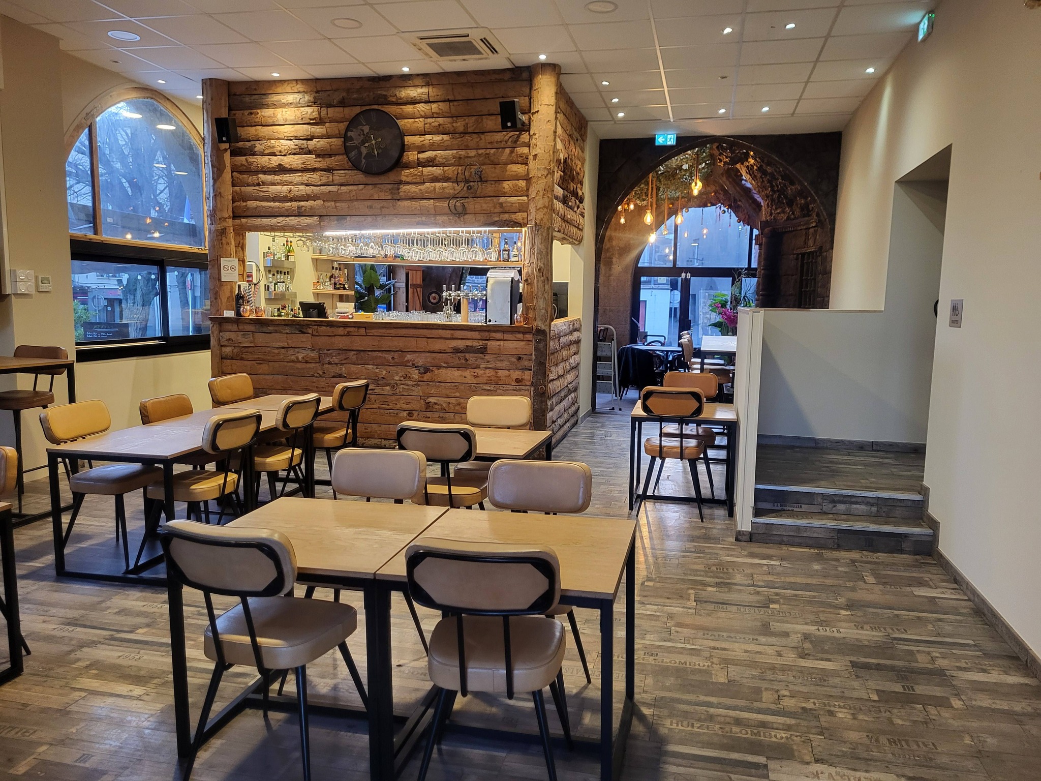 Ambiance bar et salle